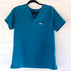 Figs surgical scrubs